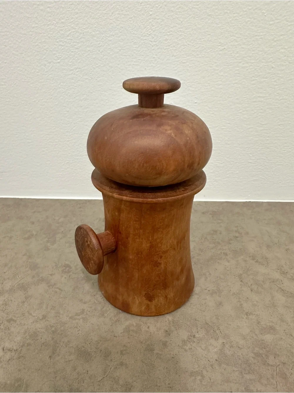 Dan Droz Designs solid wooden